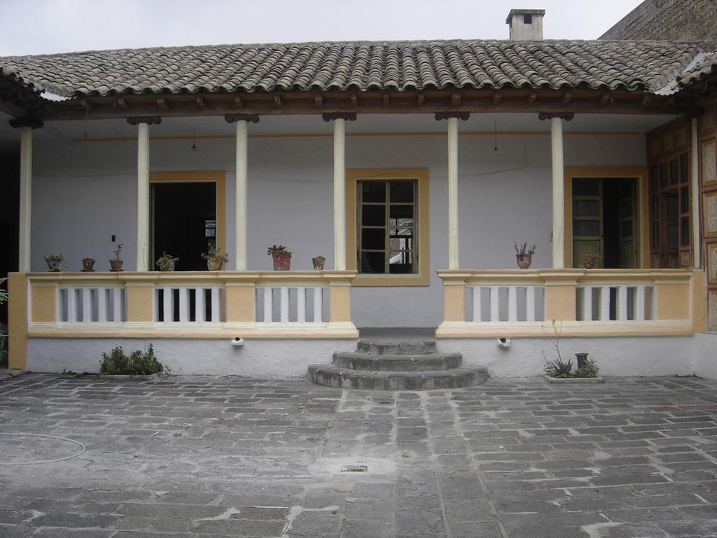 Latacunga Hostel Buitenkant foto